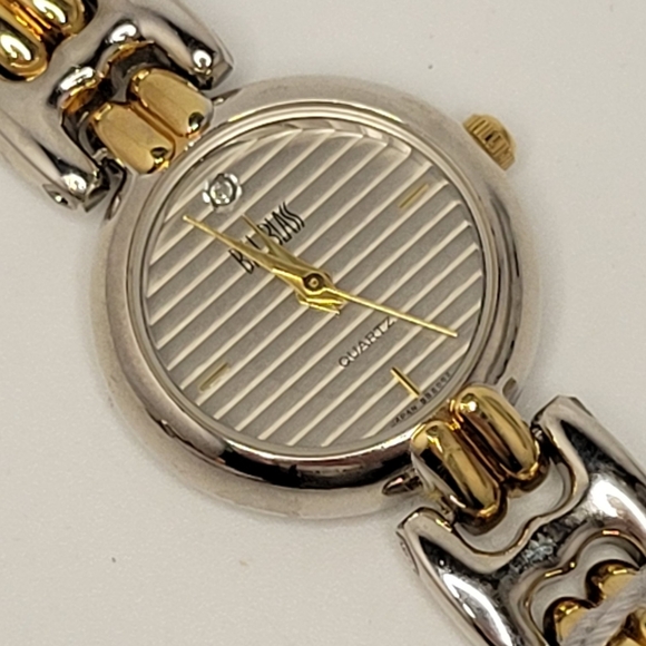 ▪︎New! Bill Blass Women's Watch - Picture 5 of 9